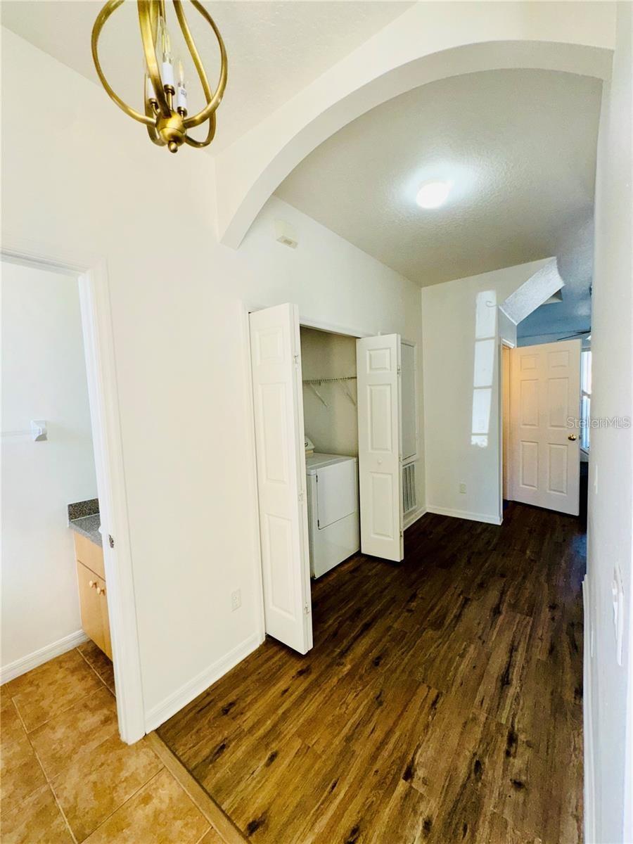 1106 S Beach Cir Property Photo 4