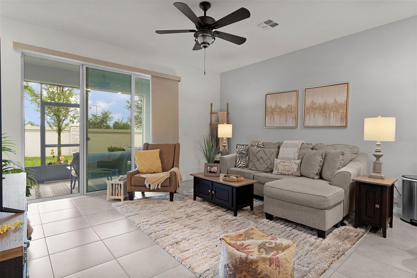 5365 Pinecone Ct Property Photo 6