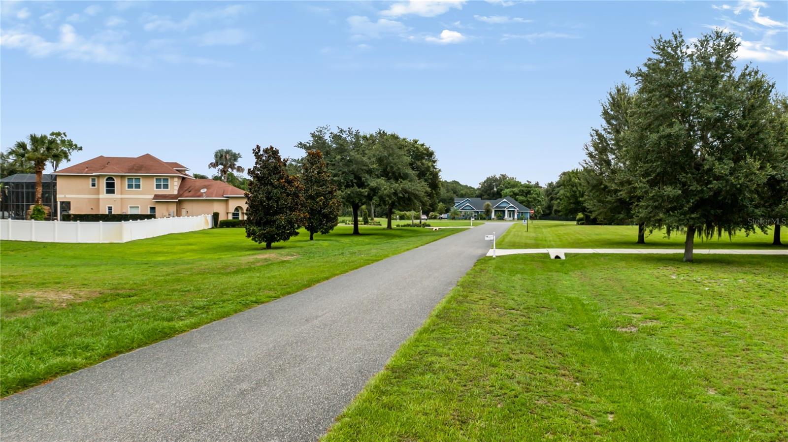 Trotting Horse Ln Property Photo 13