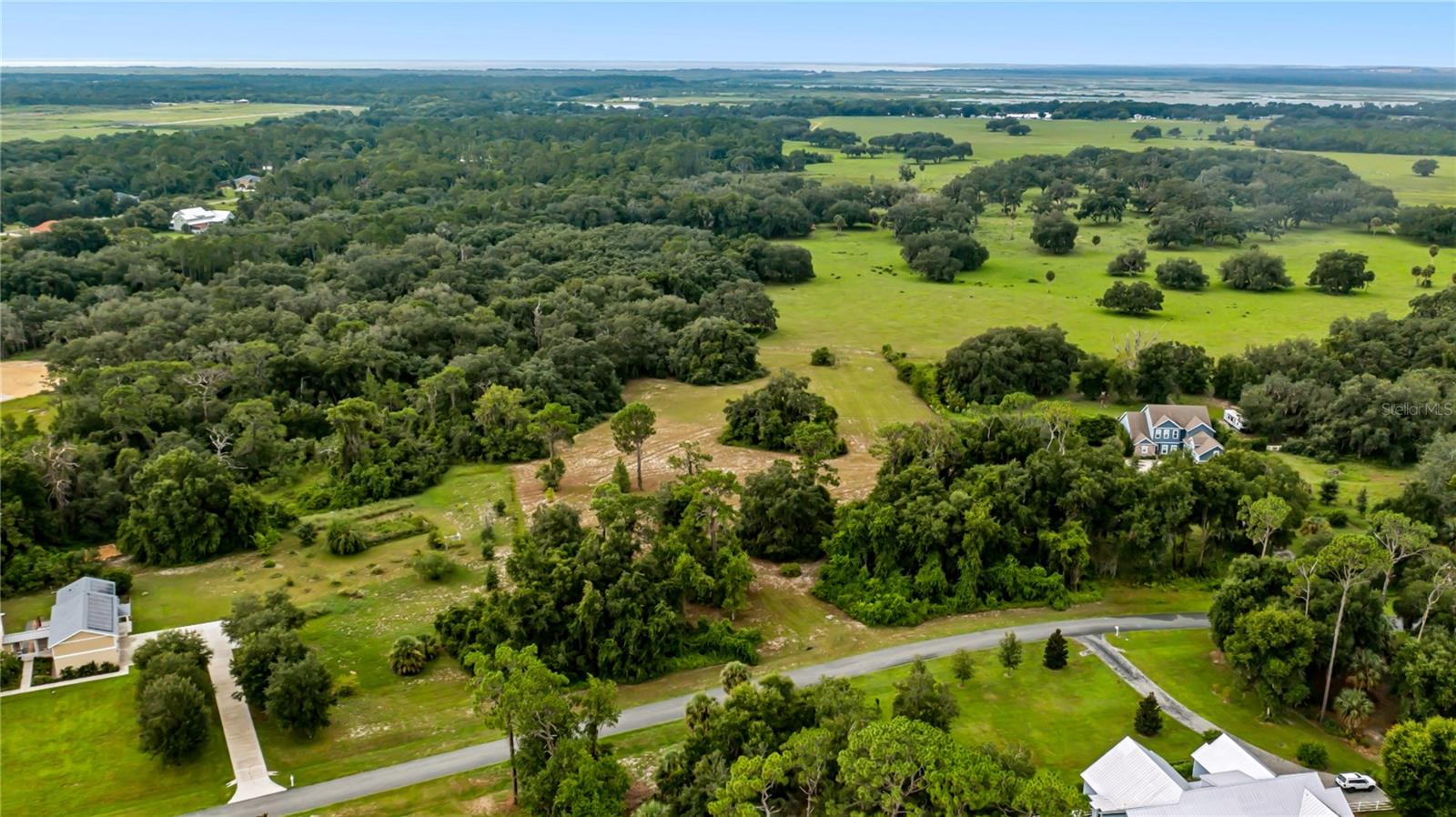 Trotting Horse Ln Property Photo 19