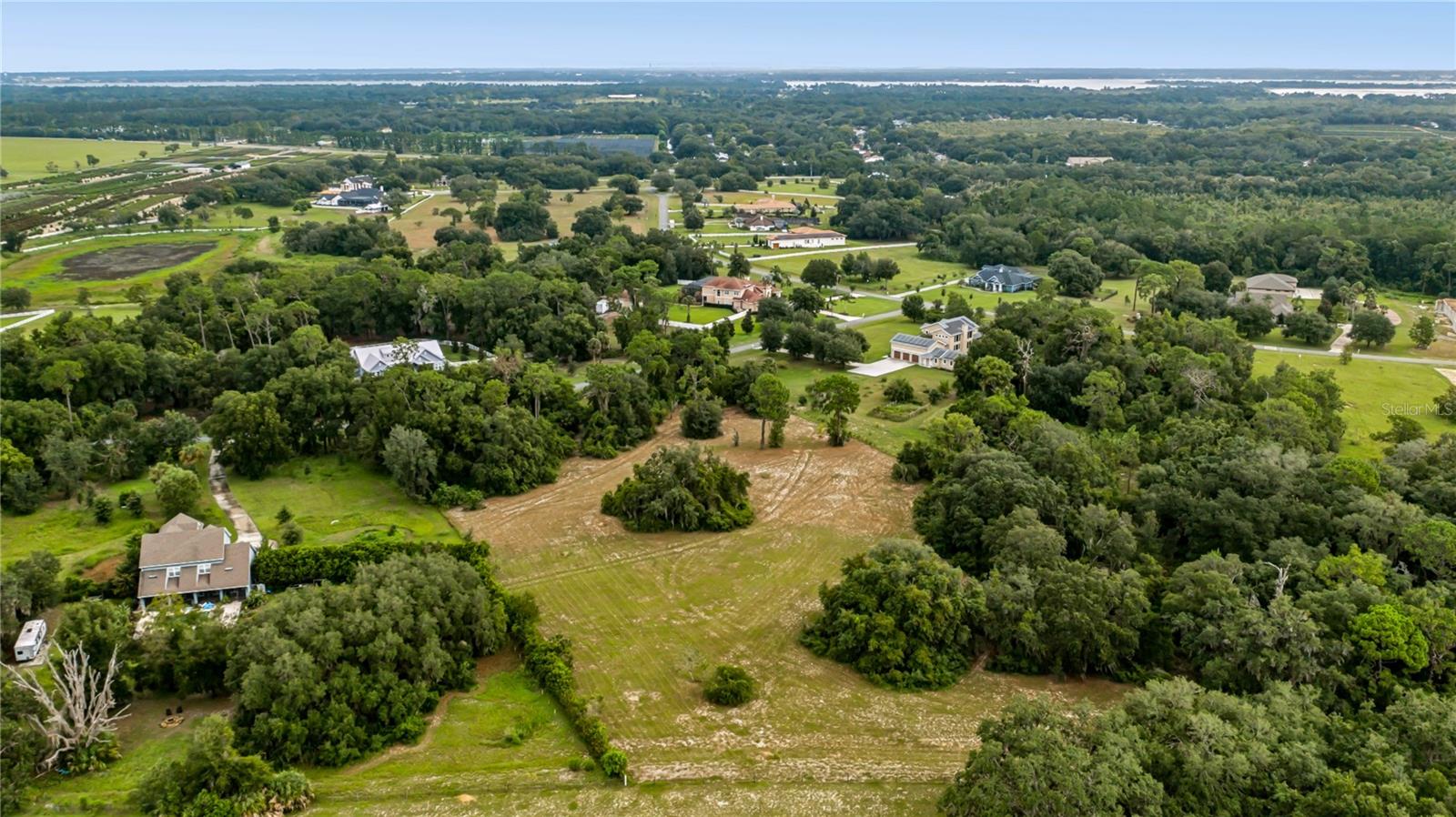 Trotting Horse Ln Property Photo 33