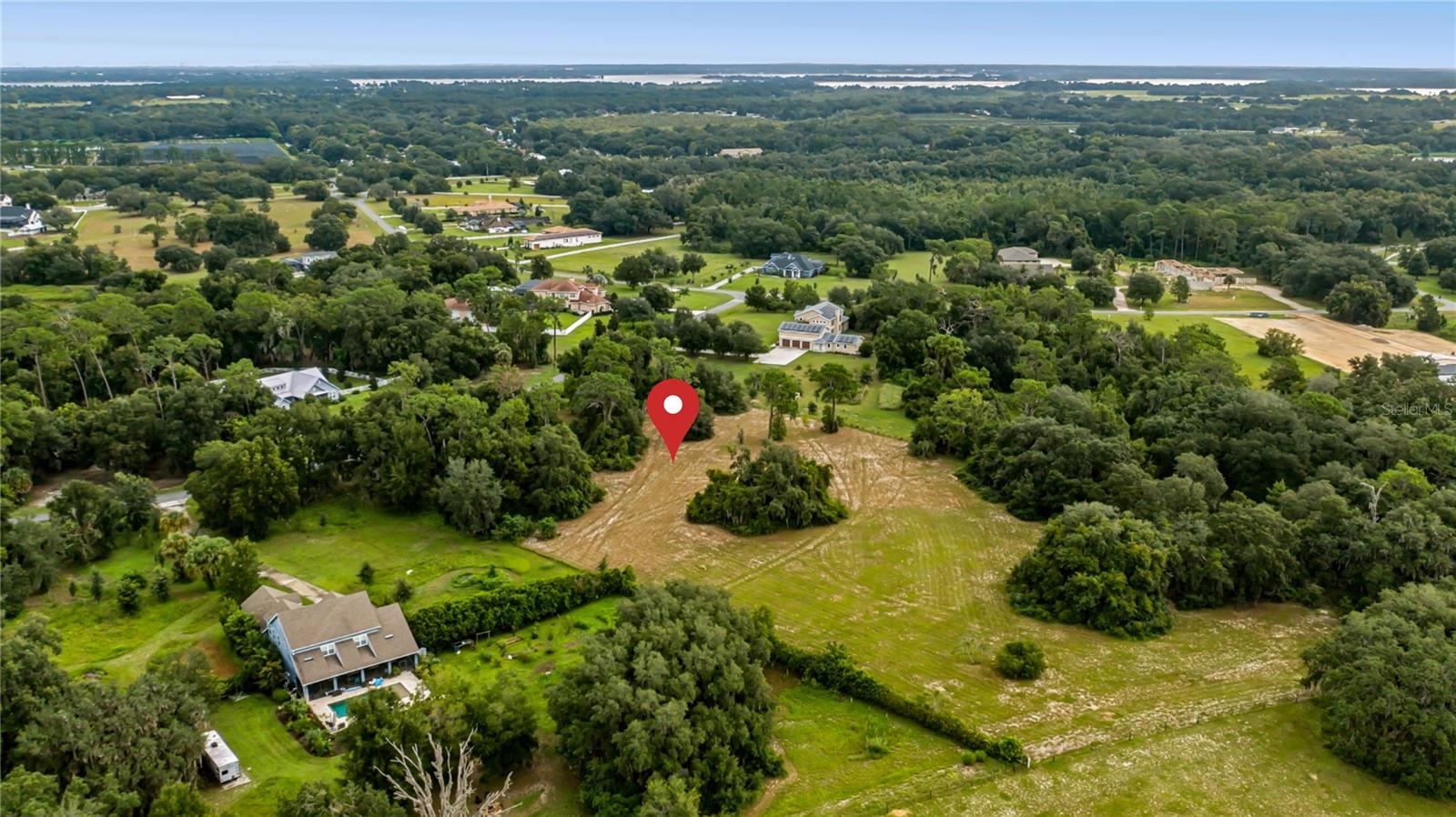 Trotting Horse Ln Property Photo 34