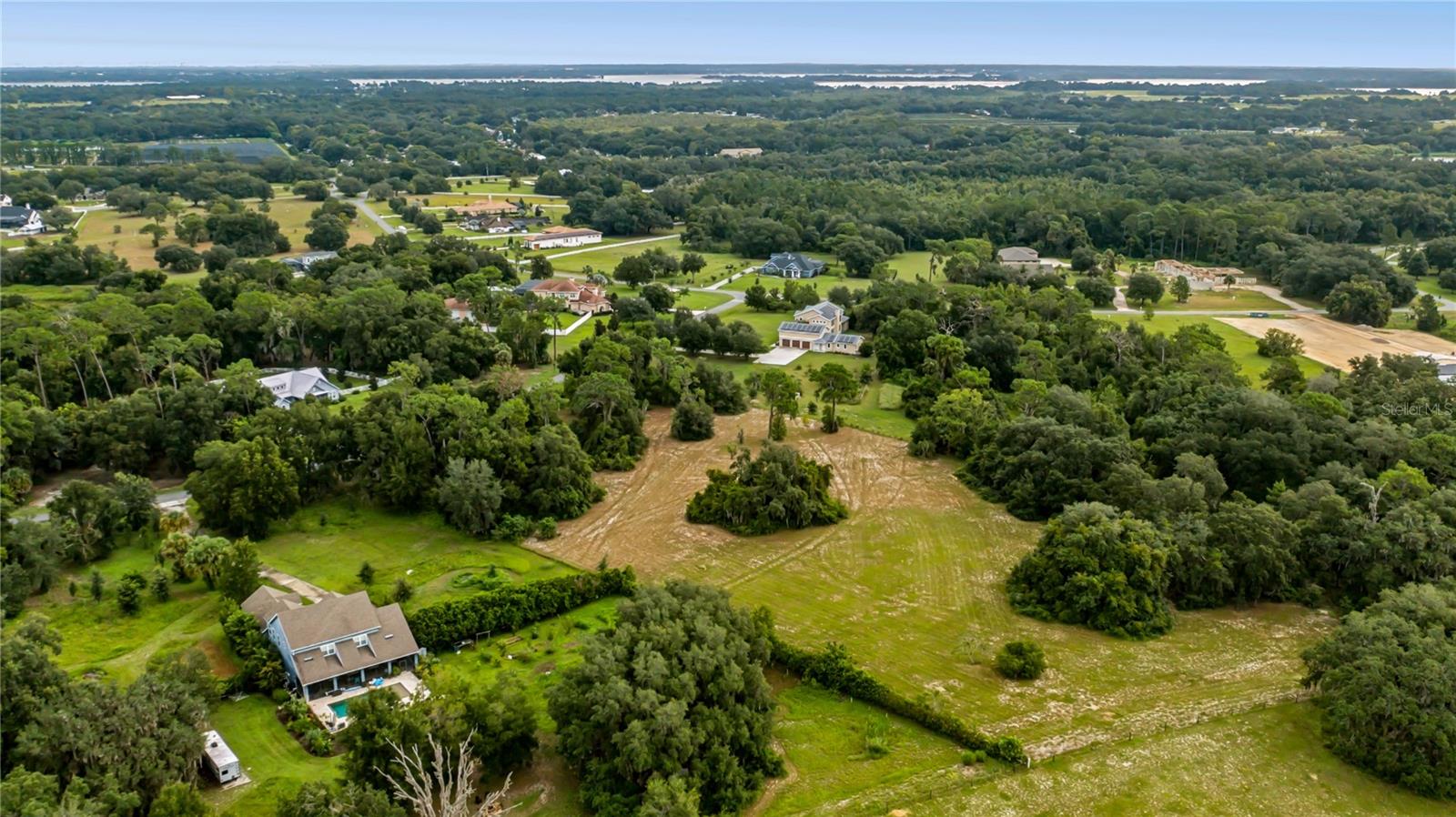 Trotting Horse Ln Property Photo 35