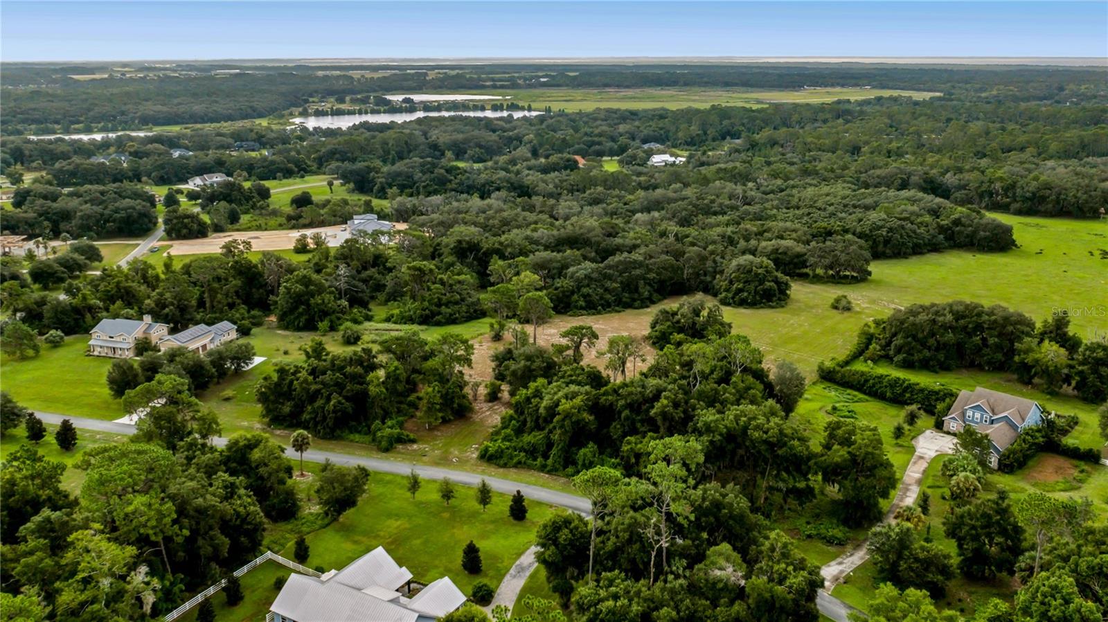 Trotting Horse Ln Property Photo 39