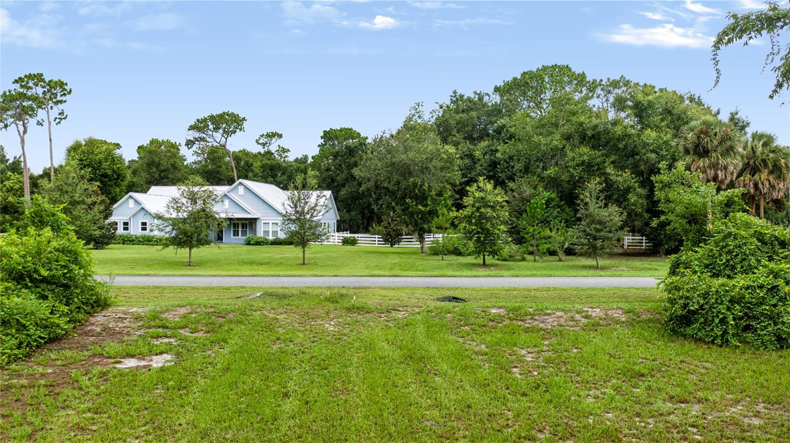 Trotting Horse Ln Property Photo 43