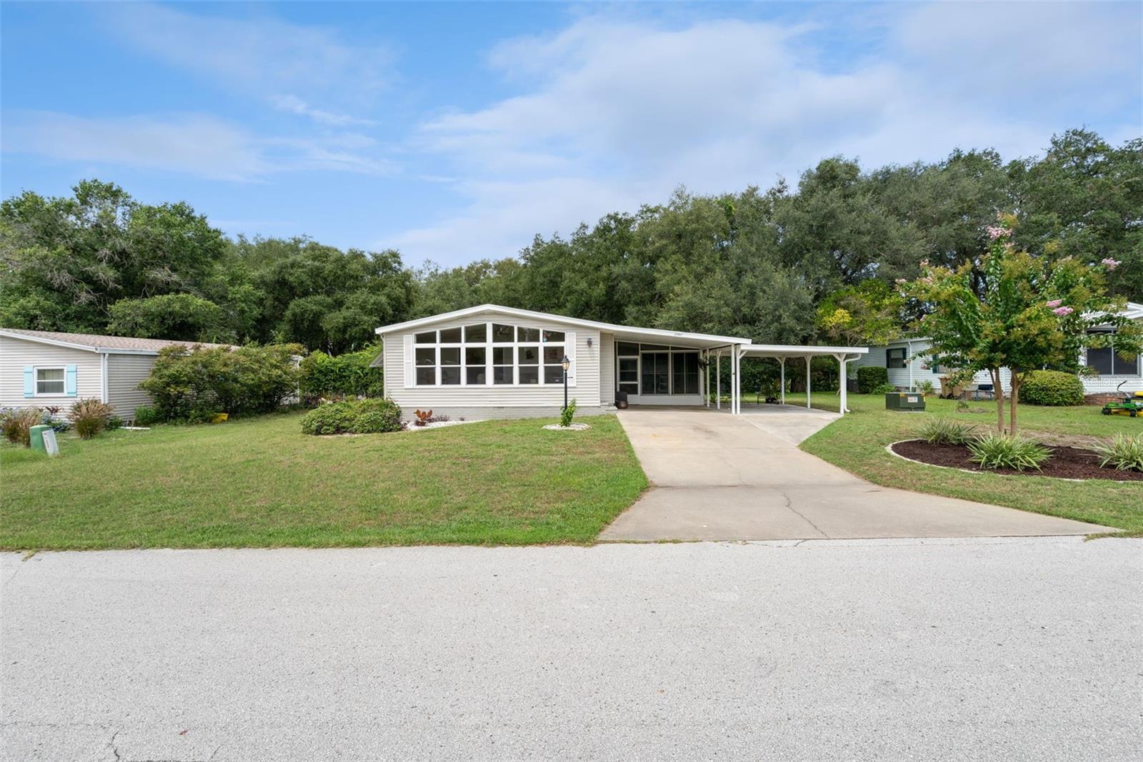25047 Bellevue Property Photo 1