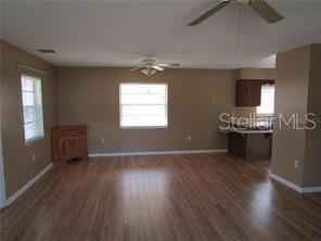 1122 Virginia Ct Property Photo 5