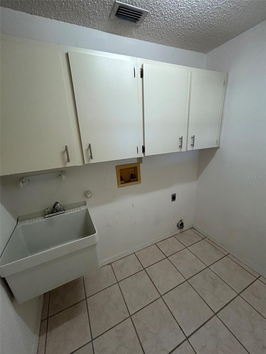 1605 Blackberry Ct Property Photo 7