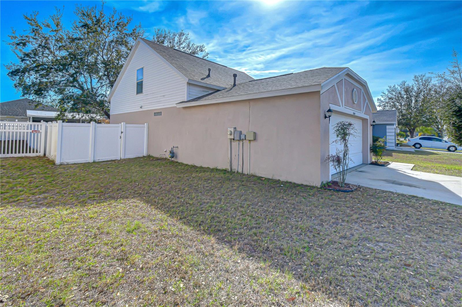 24640 Siena Dr Property Photo 8