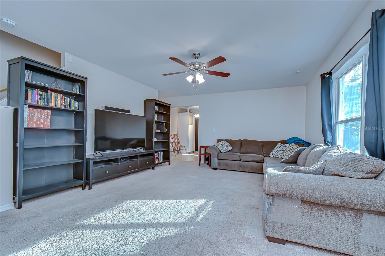 24640 Siena Dr Property Photo 12