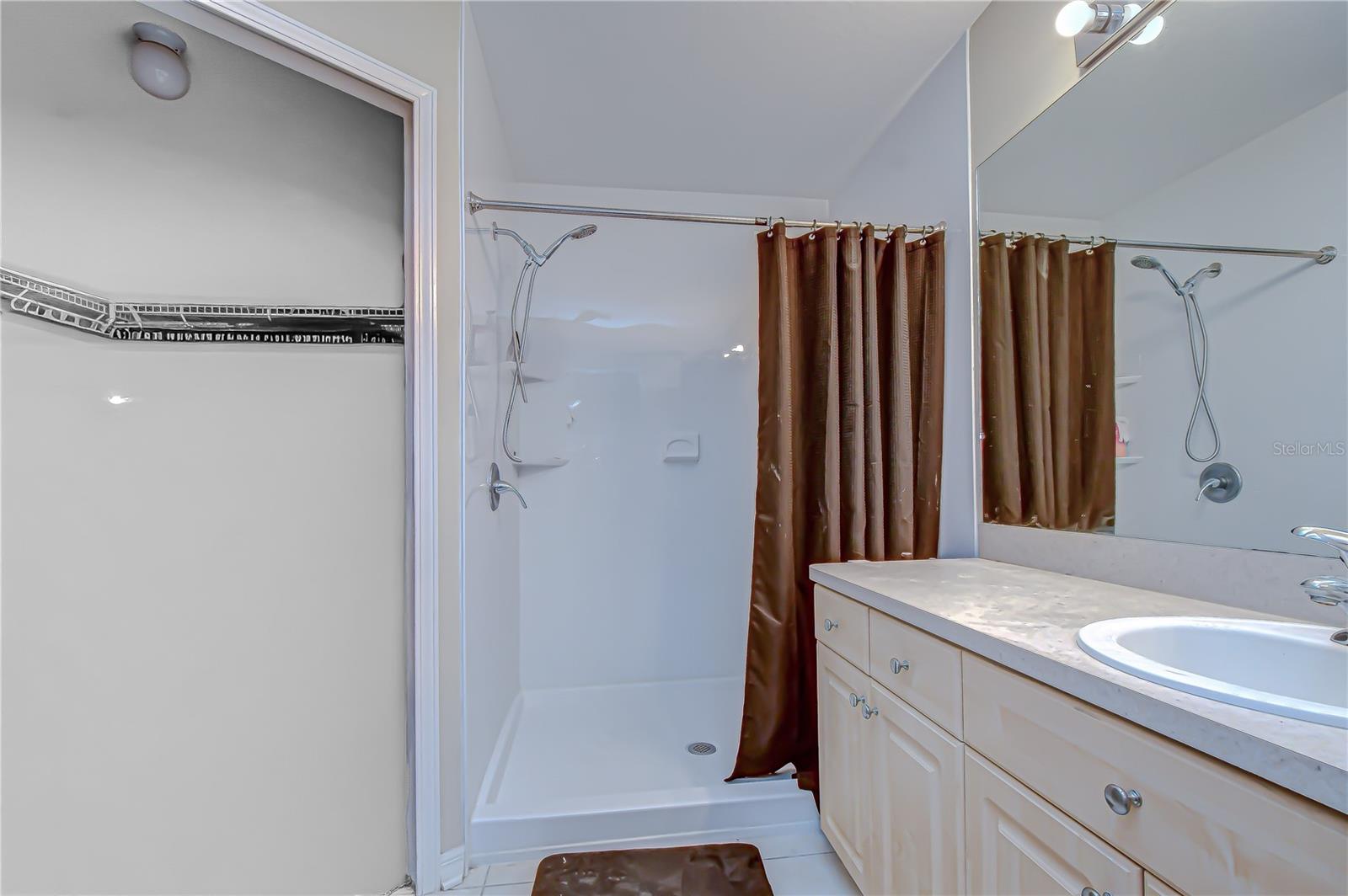 24640 Siena Dr Property Photo 27