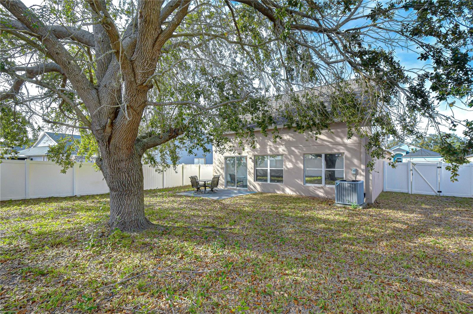 24640 Siena Dr Property Photo 48