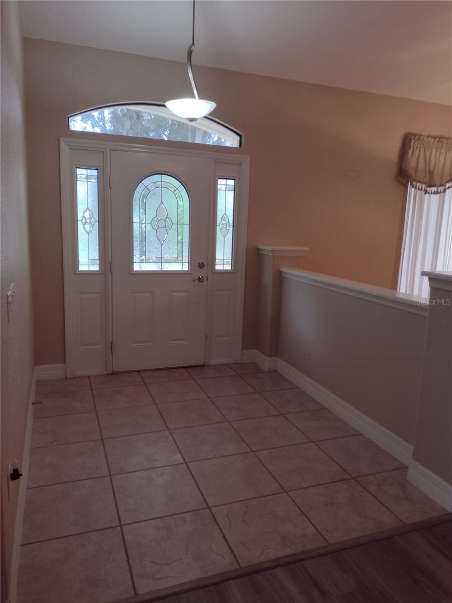 592 Dowling Cir Property Photo 7