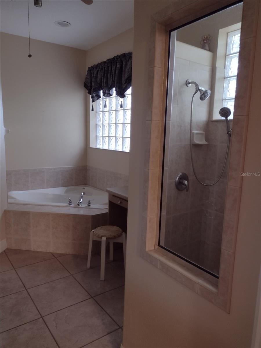 592 Dowling Cir Property Photo 32