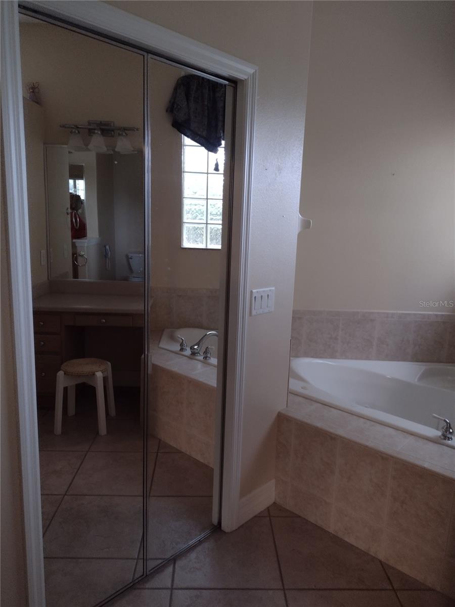 592 Dowling Cir Property Photo 34