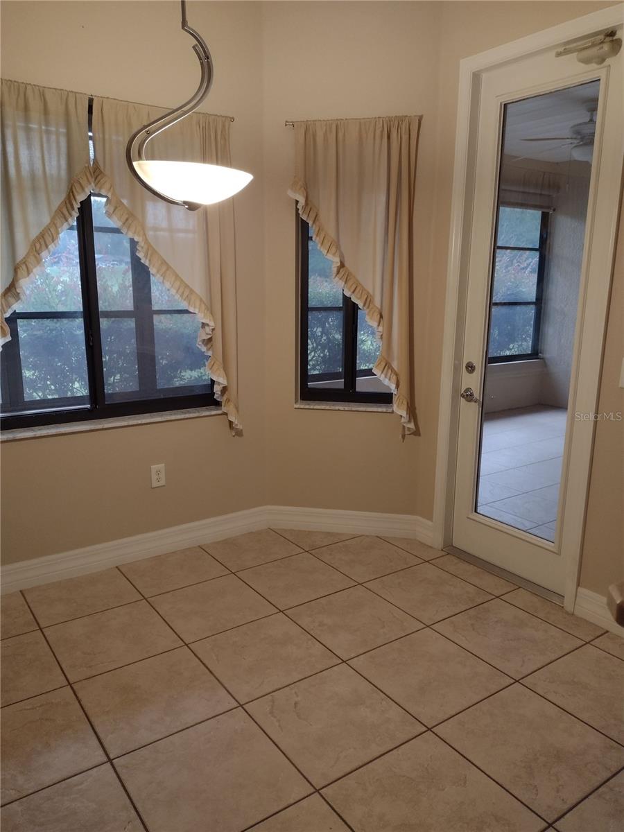 592 Dowling Cir Property Photo 42