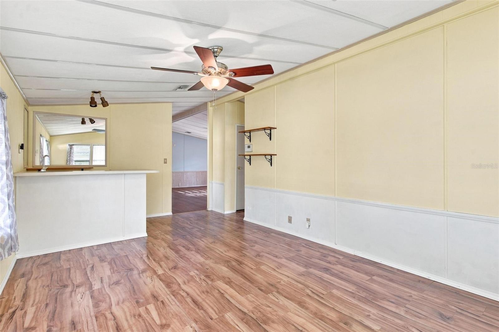 1875 Stacey Dr Property Photo 4