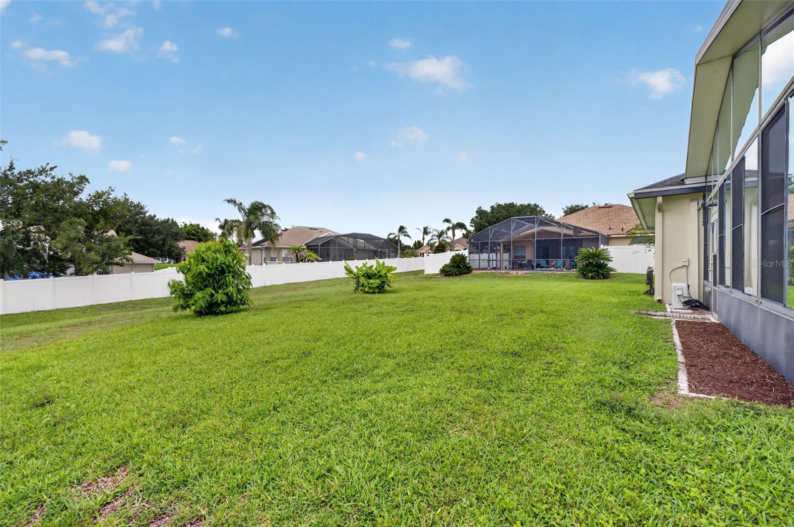 13529 Via Roma Cir Property Photo 5