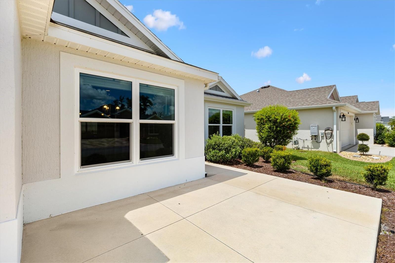 6710 Newell Loop Property Photo 5
