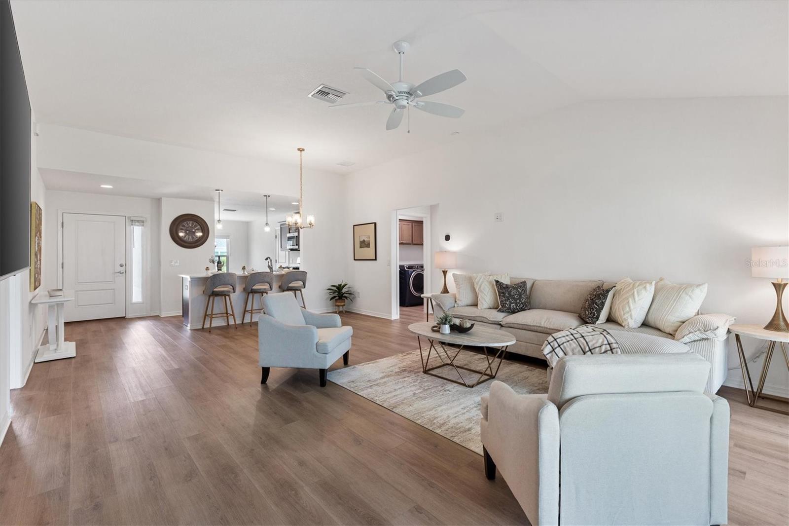 6710 Newell Loop Property Photo 15