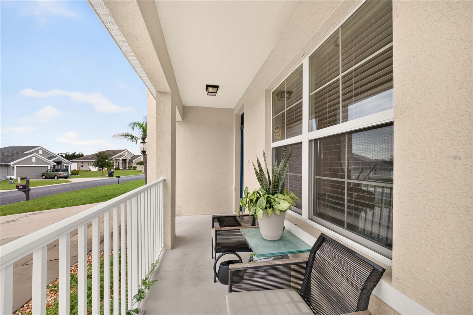 483 W Runyon Loop Property Photo 4