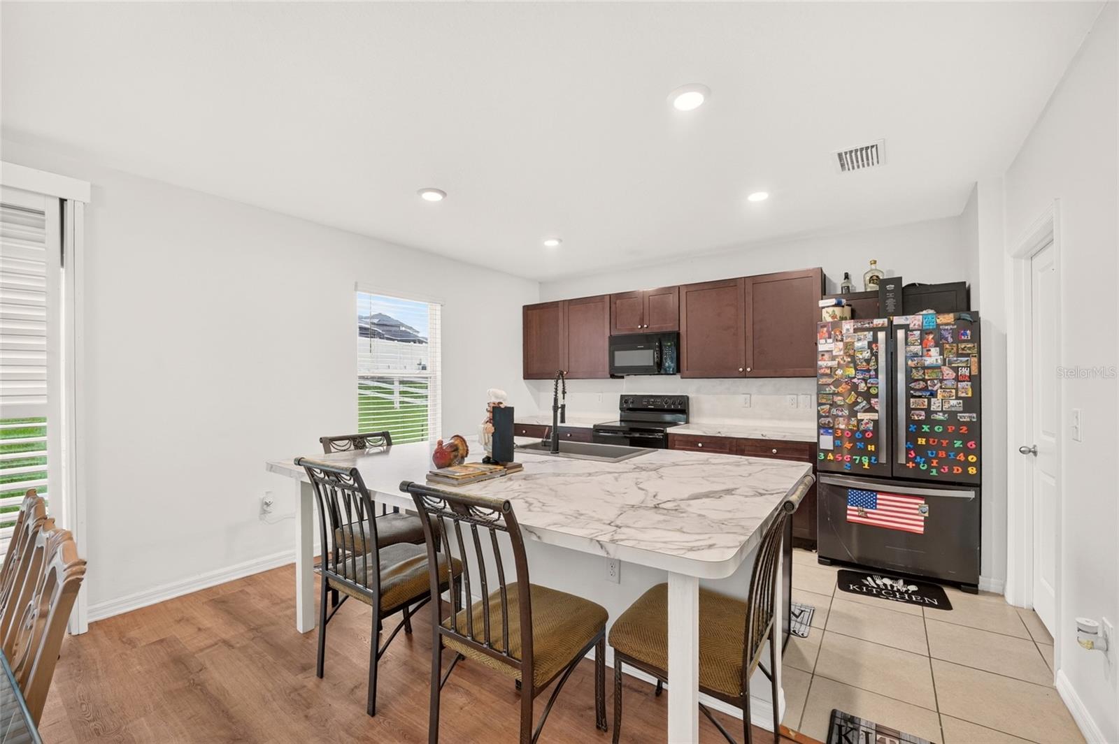 483 W Runyon Loop Property Photo 13