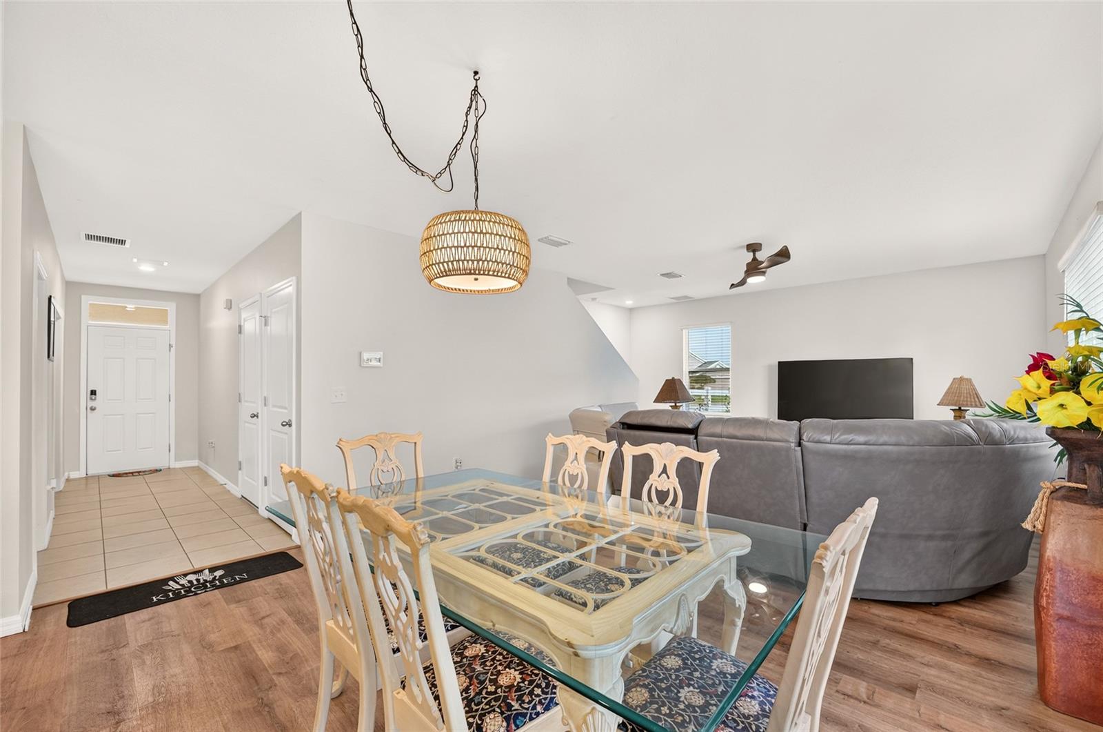 483 W Runyon Loop Property Photo 19