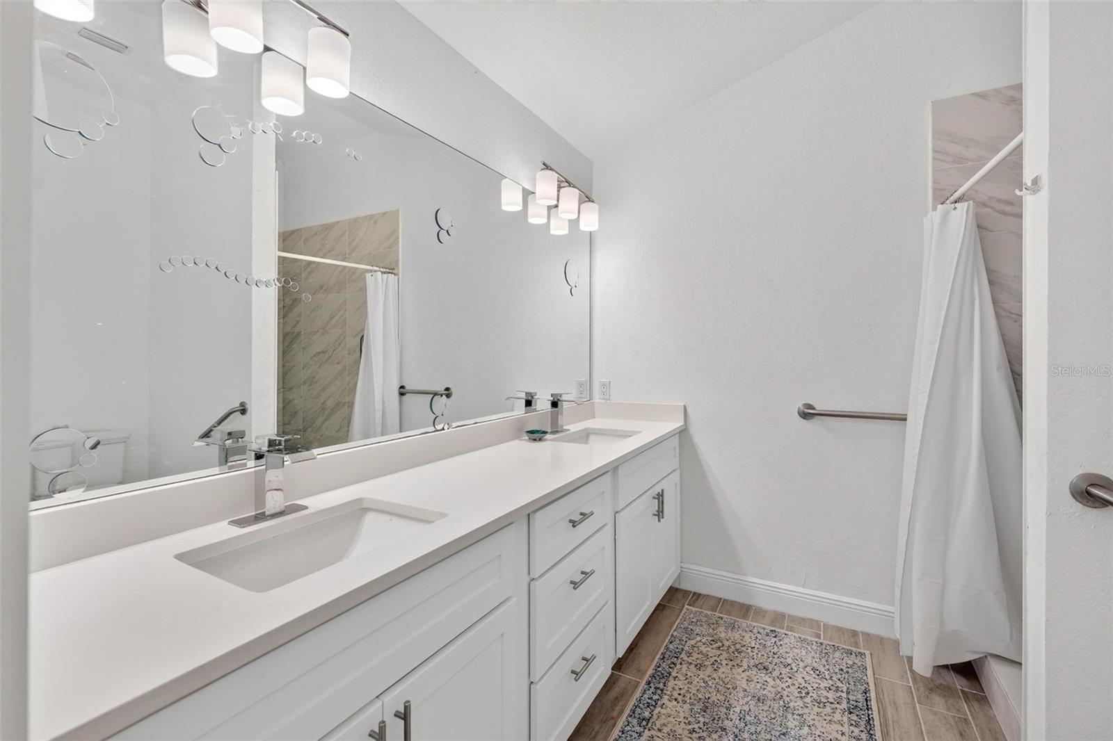 1511 Lavaca Ln Property Photo 40