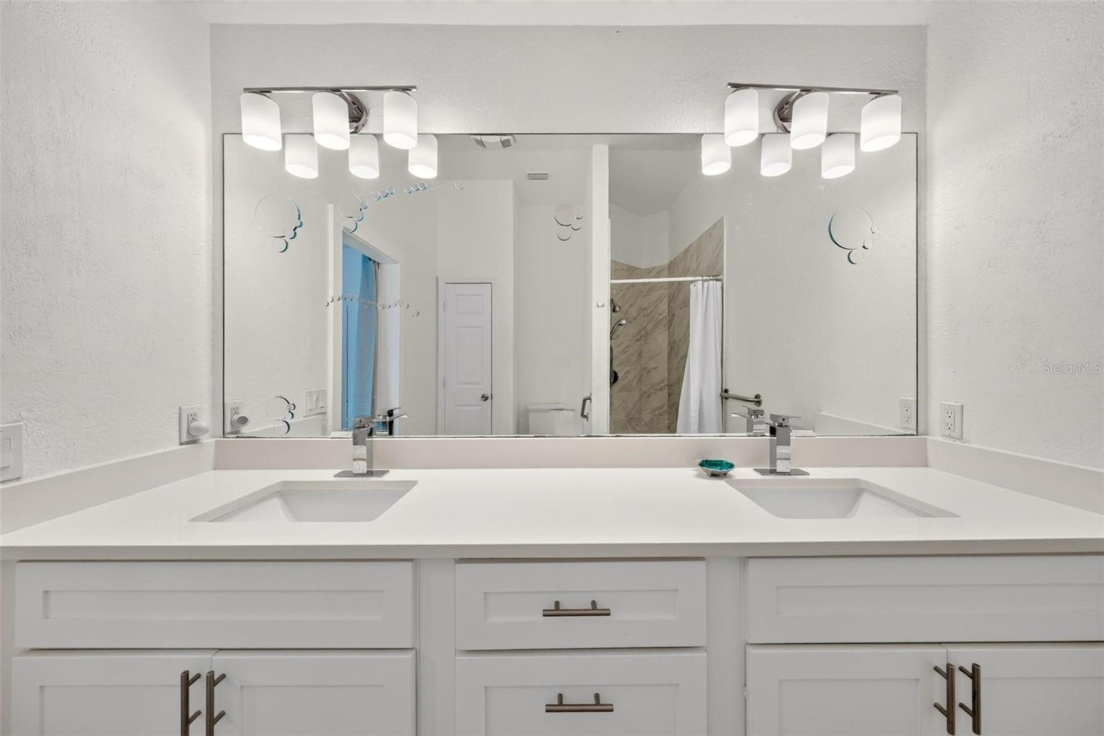 1511 Lavaca Ln Property Photo 42