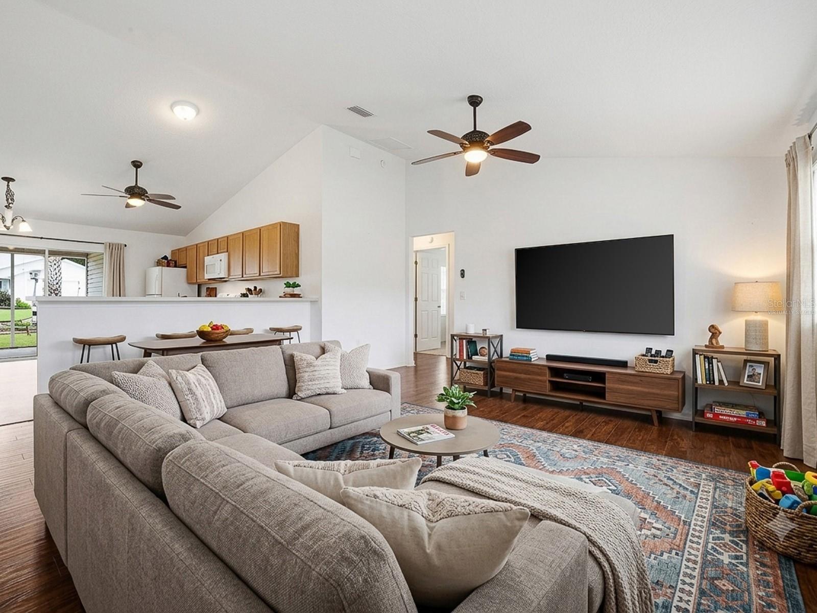 250 Arbella Loop Property Photo 10
