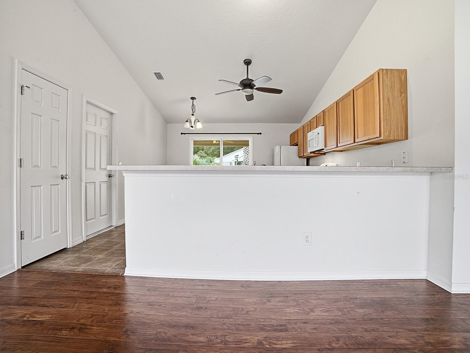 250 Arbella Loop Property Photo 12