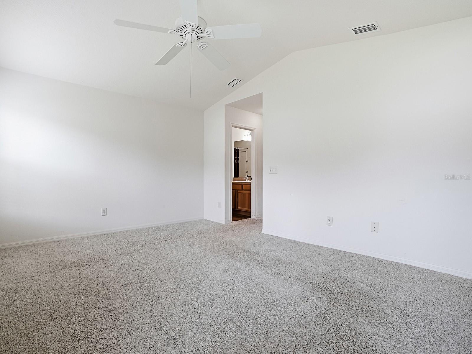 250 Arbella Loop Property Photo 28