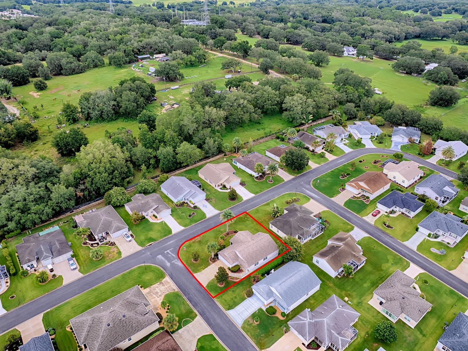 250 Arbella Loop Property Photo 37