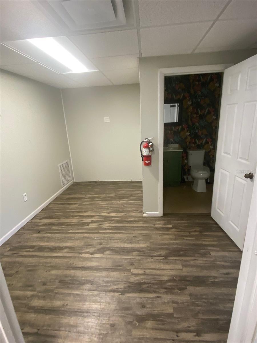 3105 Kurt St Property Photo 8