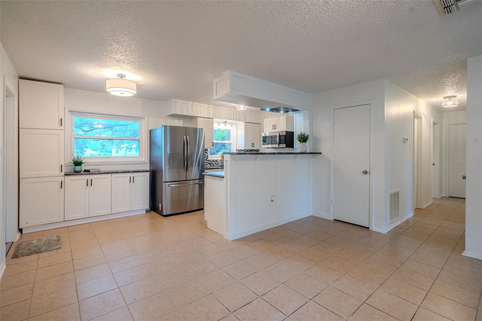1049 Birch Blvd Property Photo 6