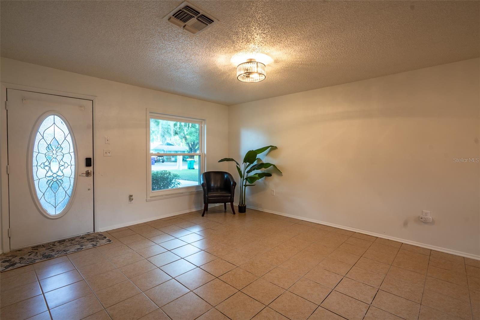 1049 Birch Blvd Property Photo 7