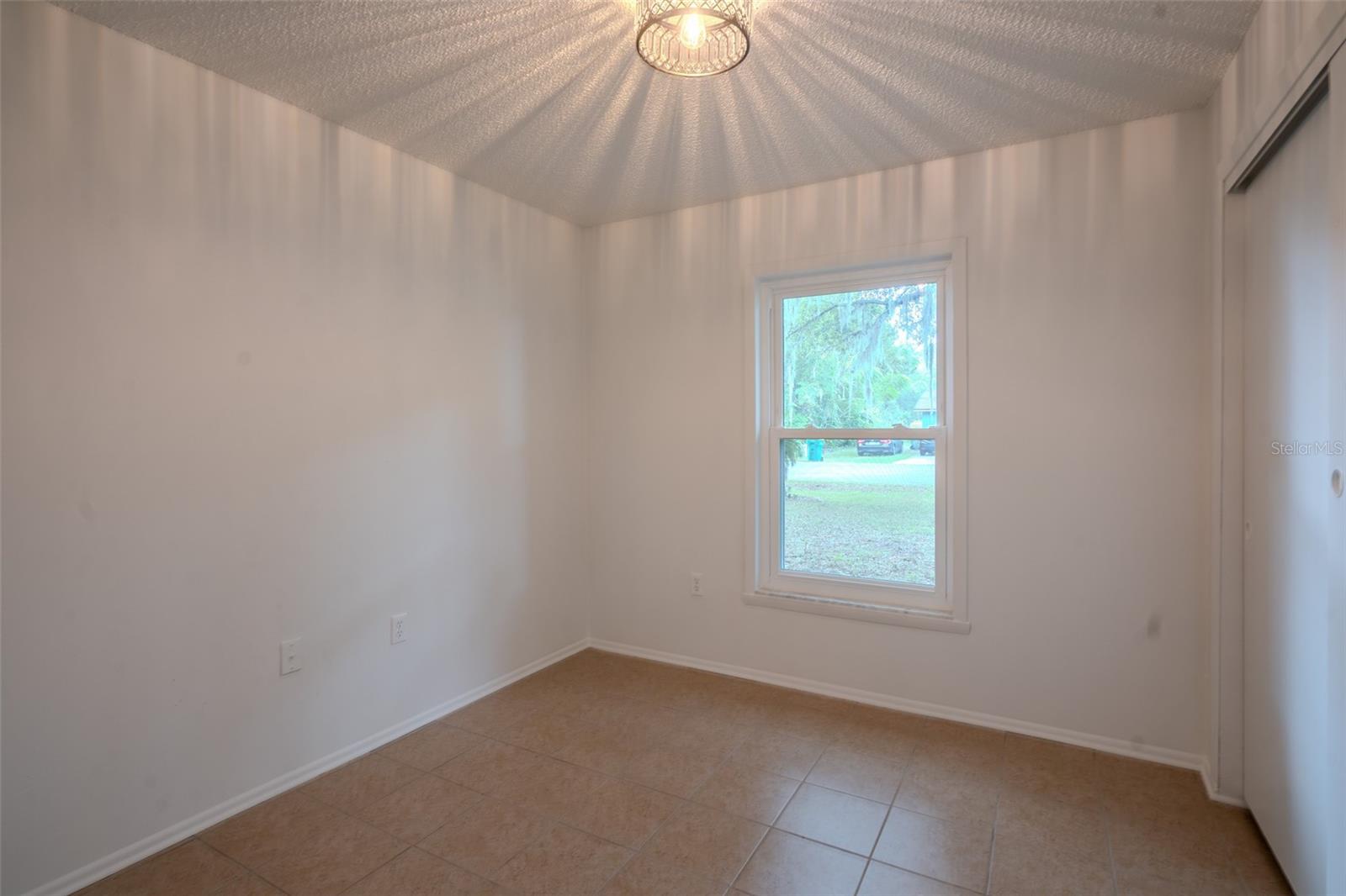 1049 Birch Blvd Property Photo 17