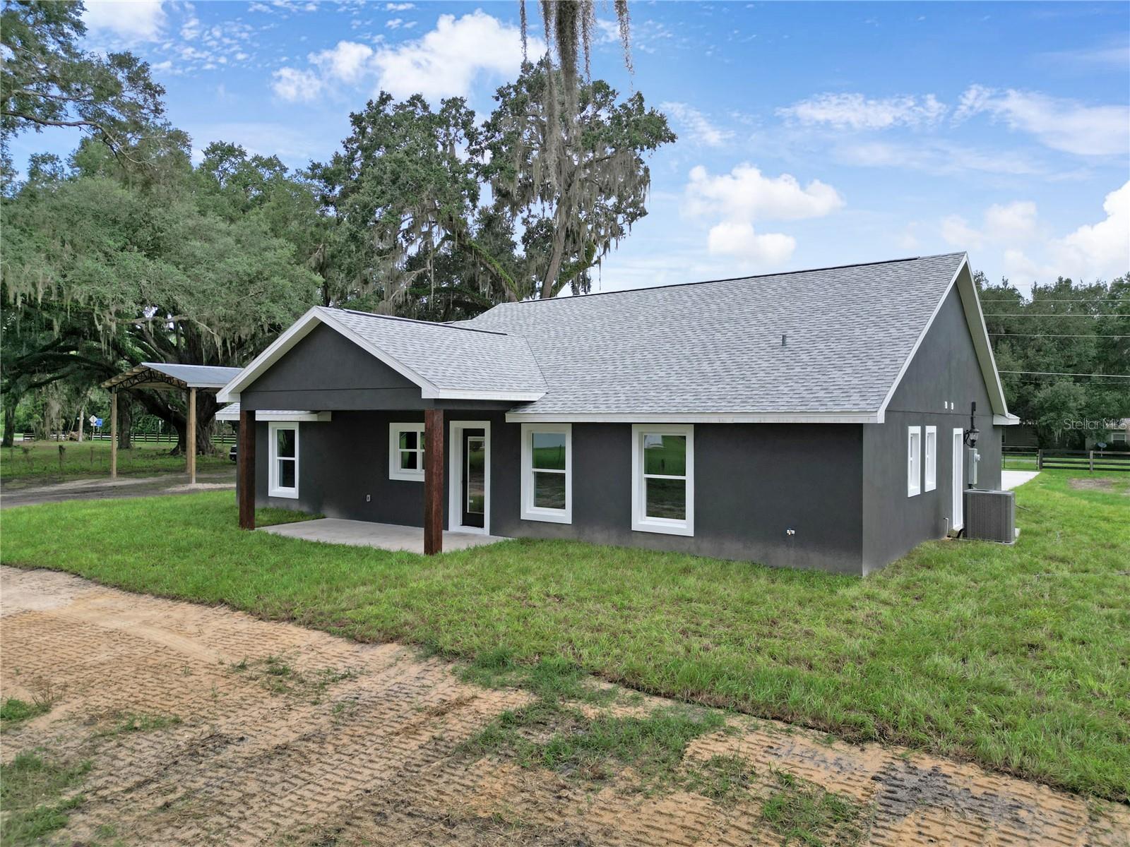 1173 W C 476 Property Photo 6