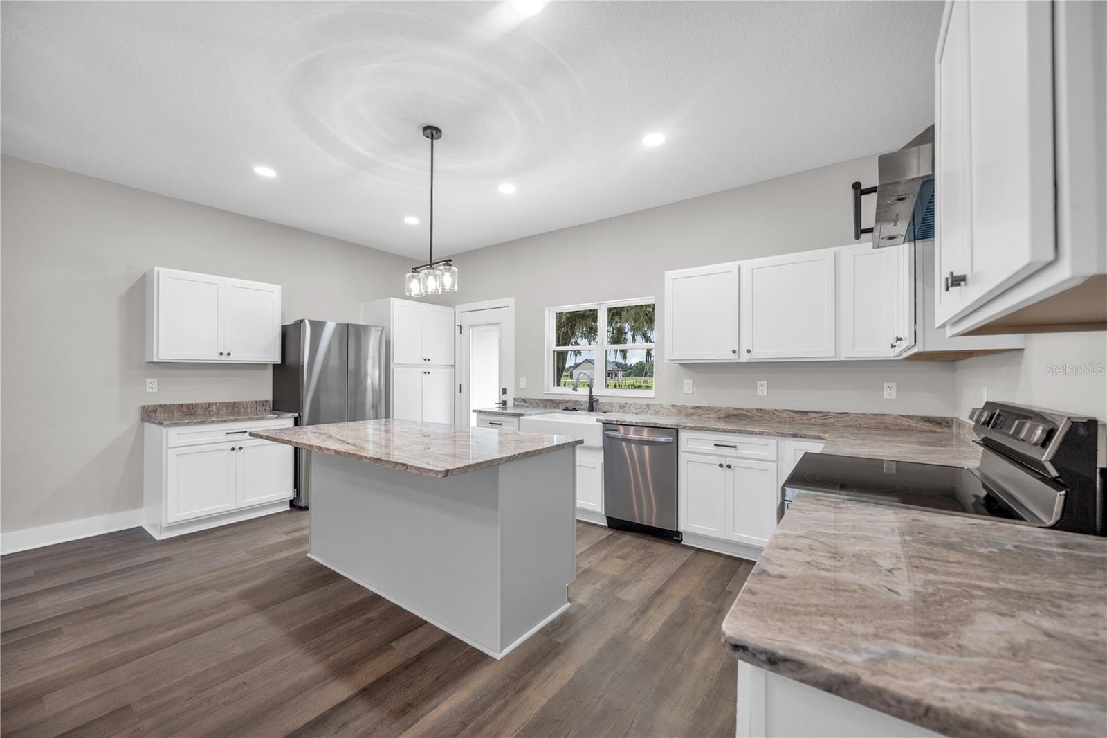 1173 W C 476 Property Photo 12