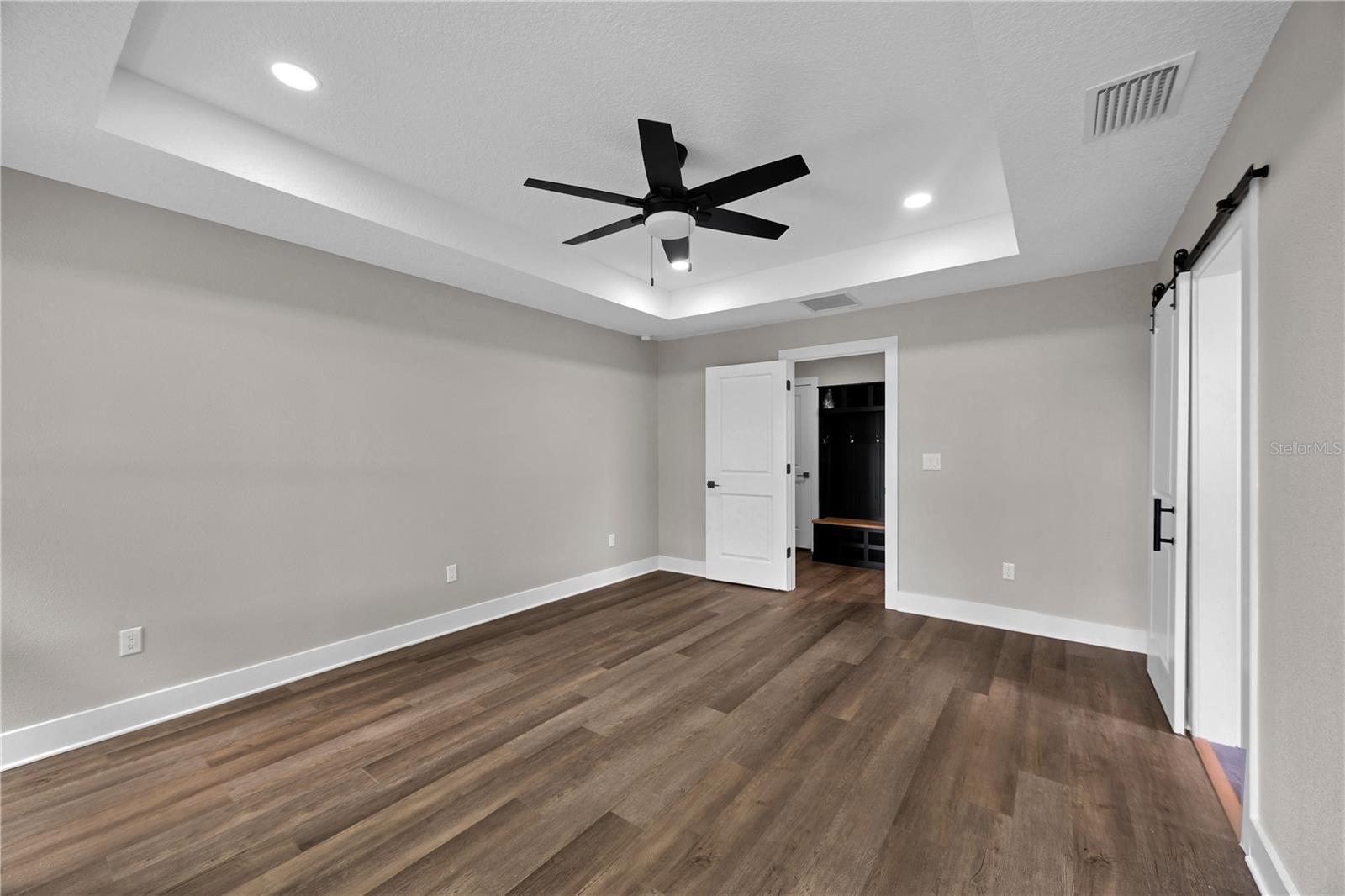 1173 W C 476 Property Photo 16