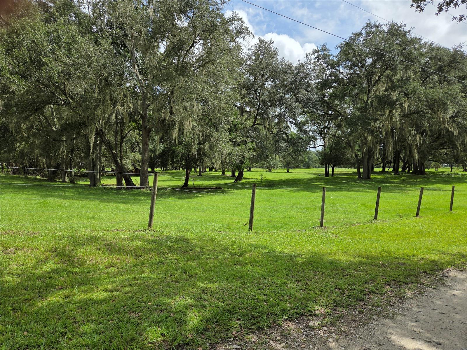 Cr 614a Property Photo 1