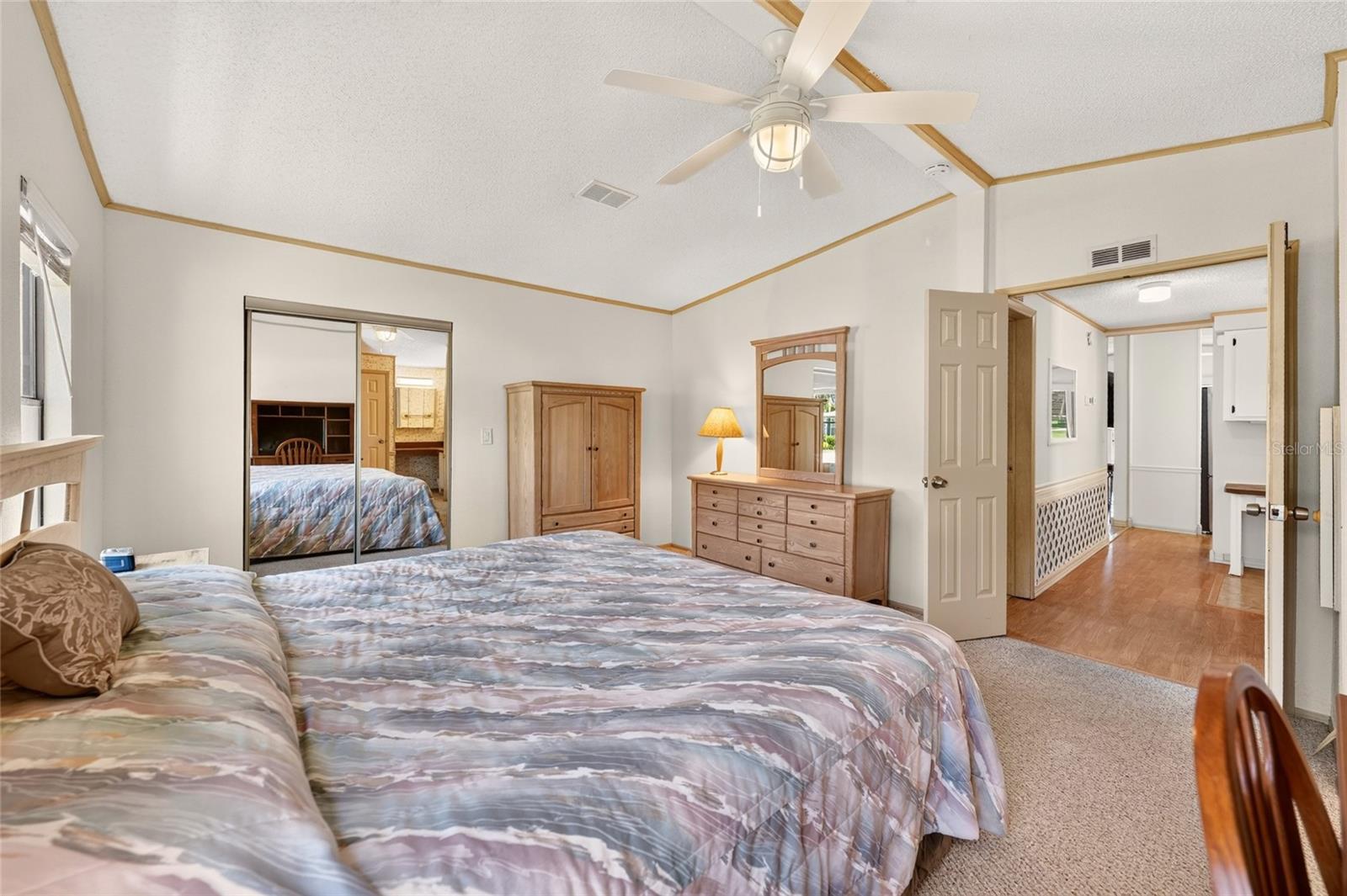1712 W Schwartz Blvd Property Photo 37