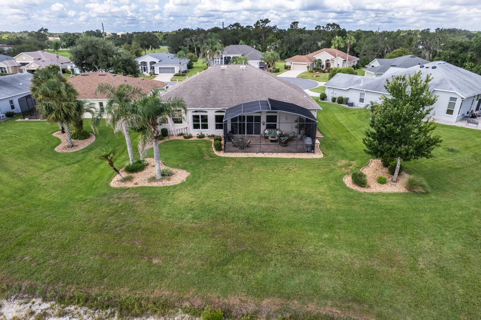 27028 Old English Ct Property Photo 44