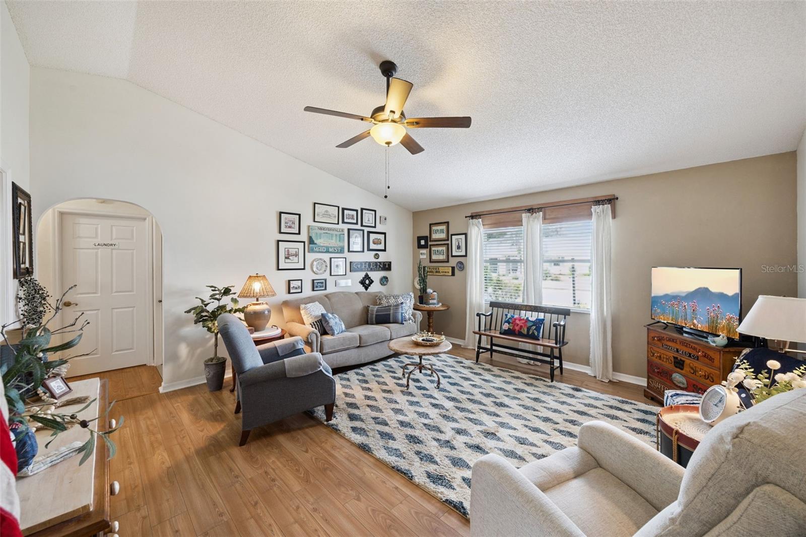 5614 Austin St Property Photo 11