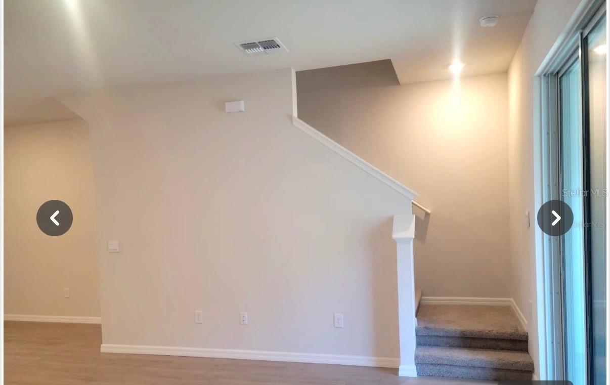 11846 Davis Dr Property Photo 8