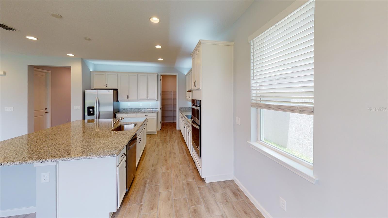 1548 Pyramid Hill St Property Photo 8