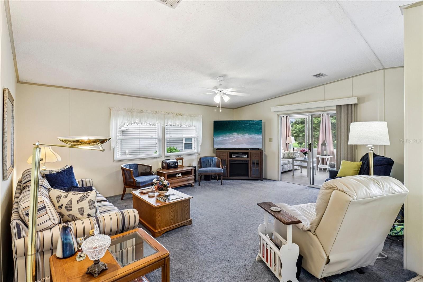 25120 Clifford Hl Property Photo 4