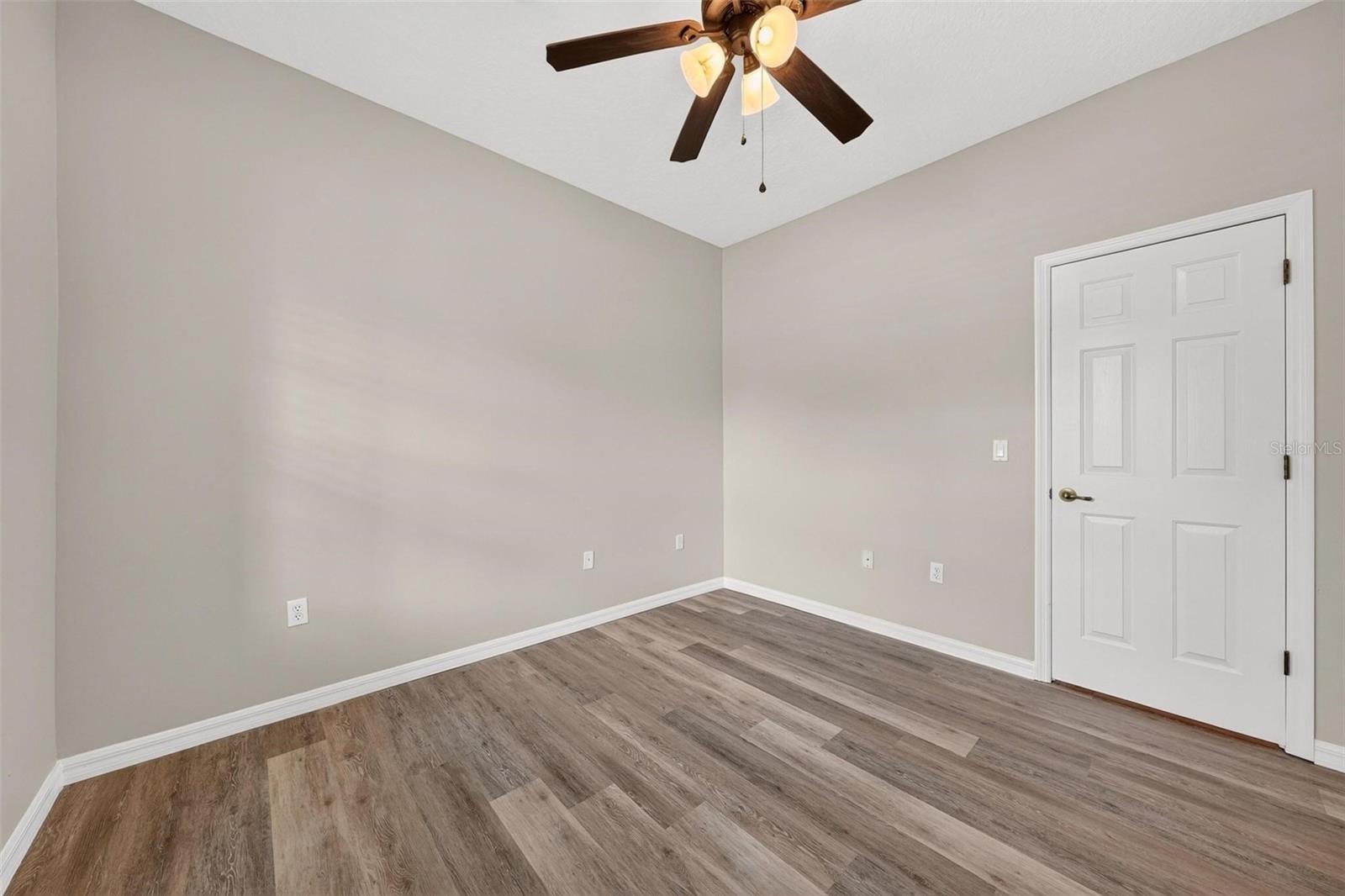 3626 Oak Brook Ln Property Photo 28
