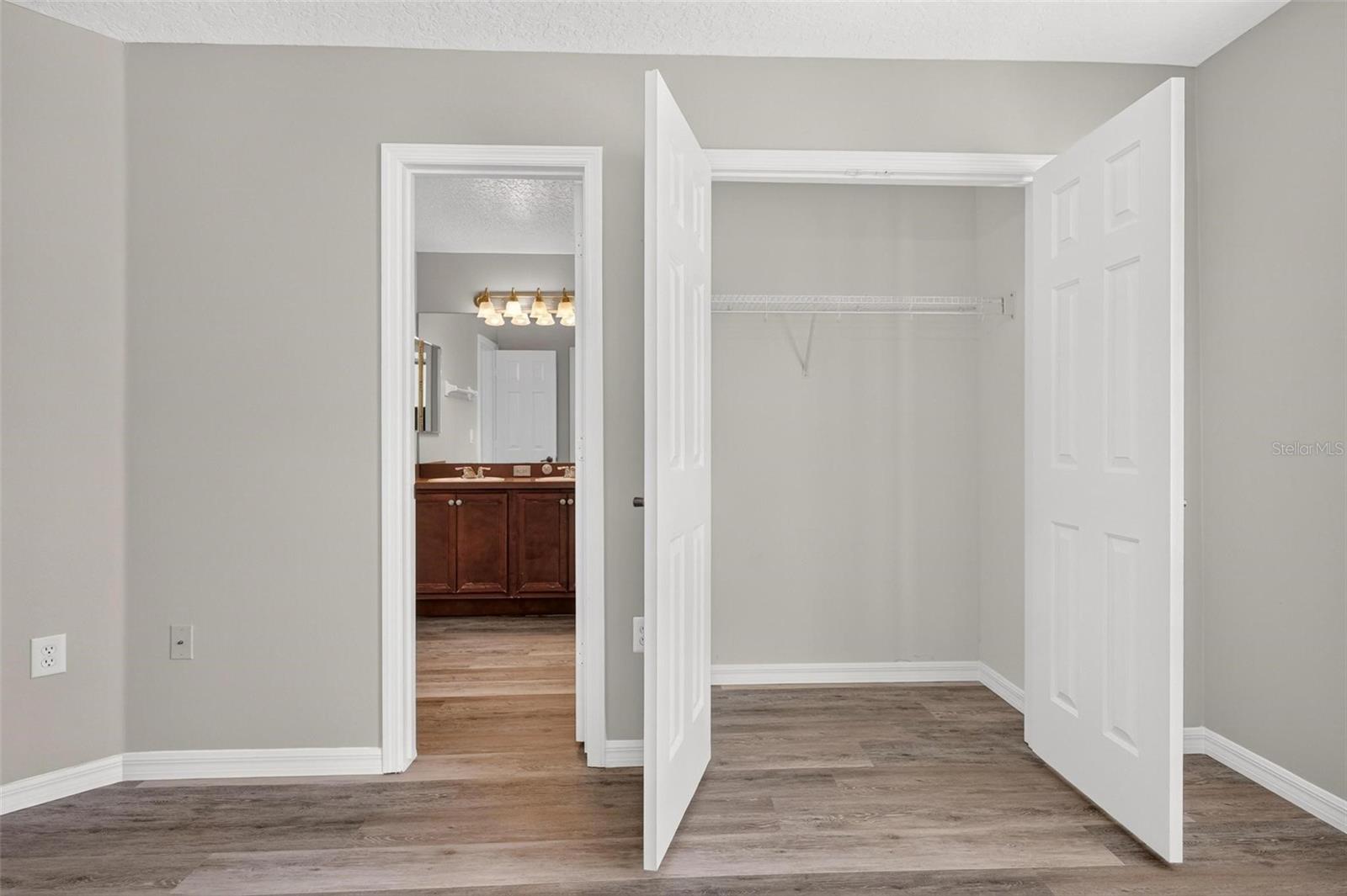 3626 Oak Brook Ln Property Photo 54