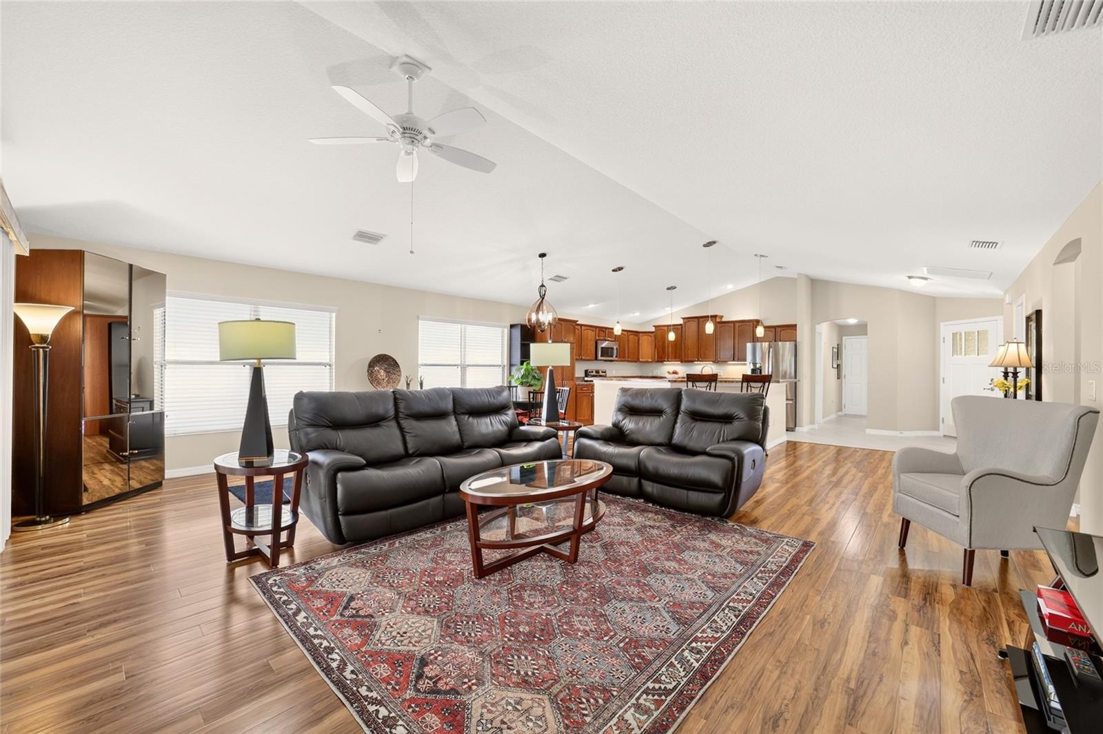 628 Bermudez Ct Property Photo 26